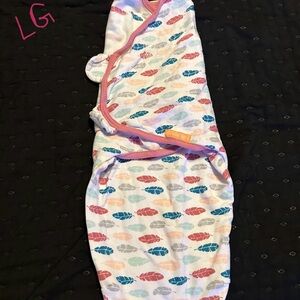 Colorful Feather Print Baby Swaddle